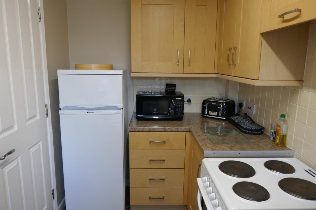 2 Bedroom House Walking Distance To City Centre With Free Parking ยอร์ค ภายนอก รูปภาพ