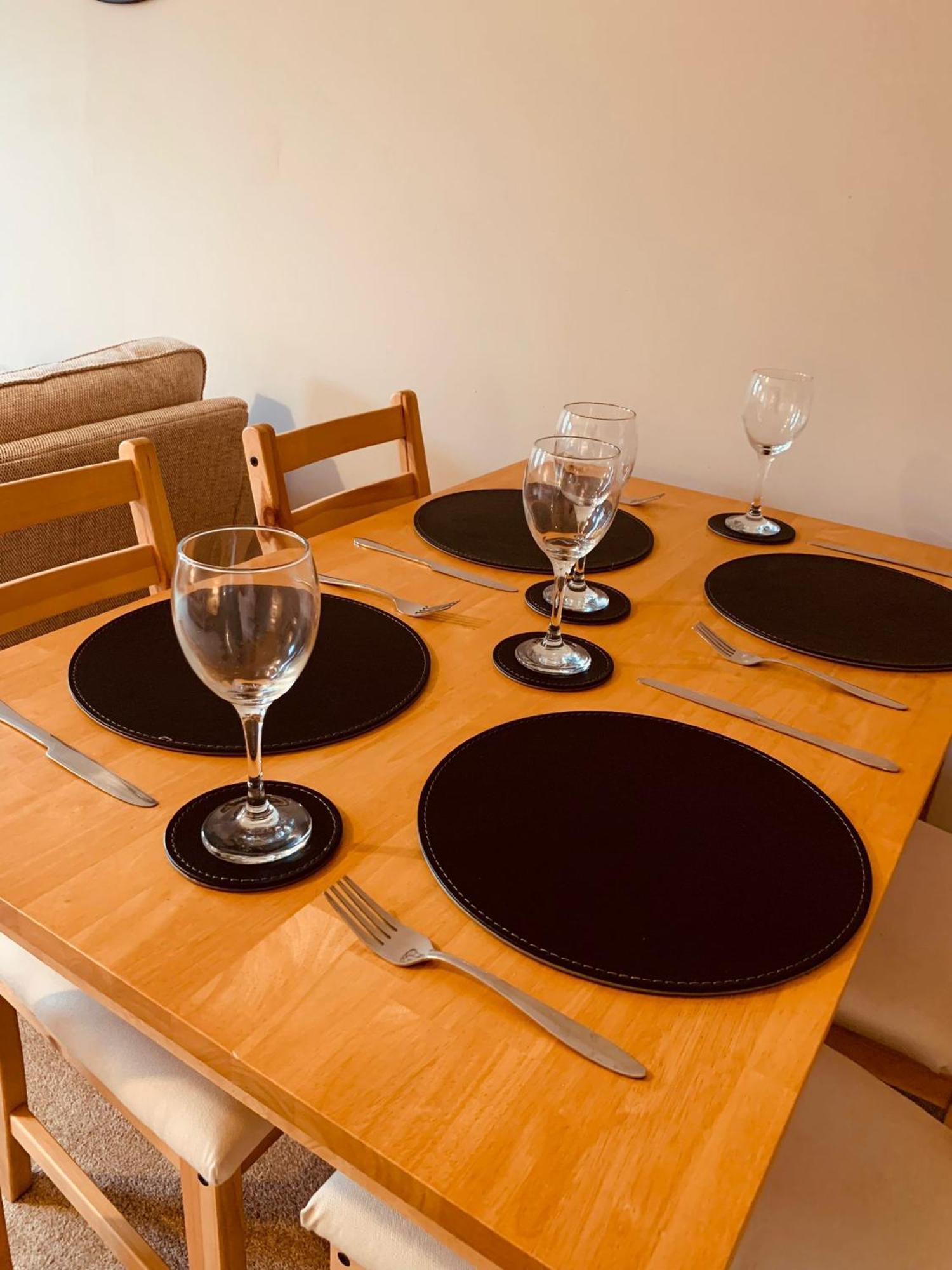 2 Bedroom House Walking Distance To City Centre With Free Parking ยอร์ค ภายนอก รูปภาพ